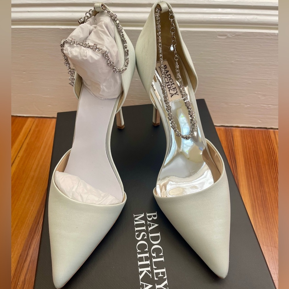 Pale blue heels - wedding shoes - bridal shoes - NWT